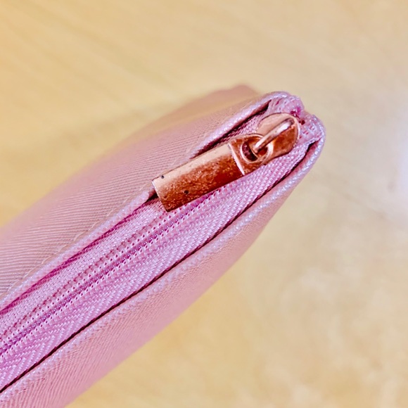 Jamberry Rose Gold Pouch - Picture 5 of 11